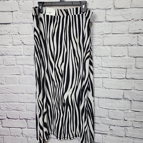 East 5th‎ Skirt PXXL Animal Print Elastic Waist Side Slit Maxi Petite NWT Flowy - Picture 4 of 8